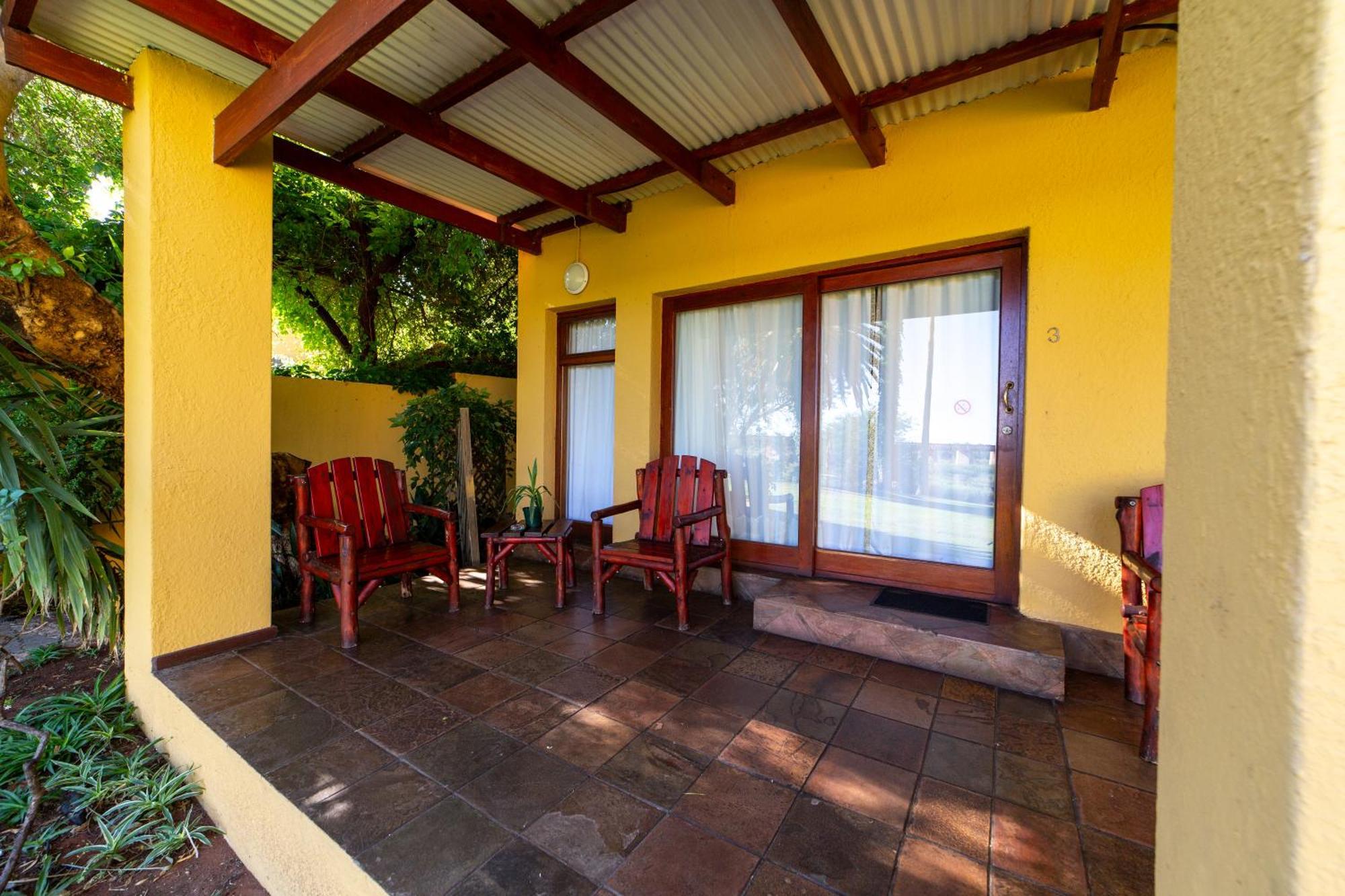 Sunriver Kalahari Lodge Riverside Stay In アピントン 部屋 写真
