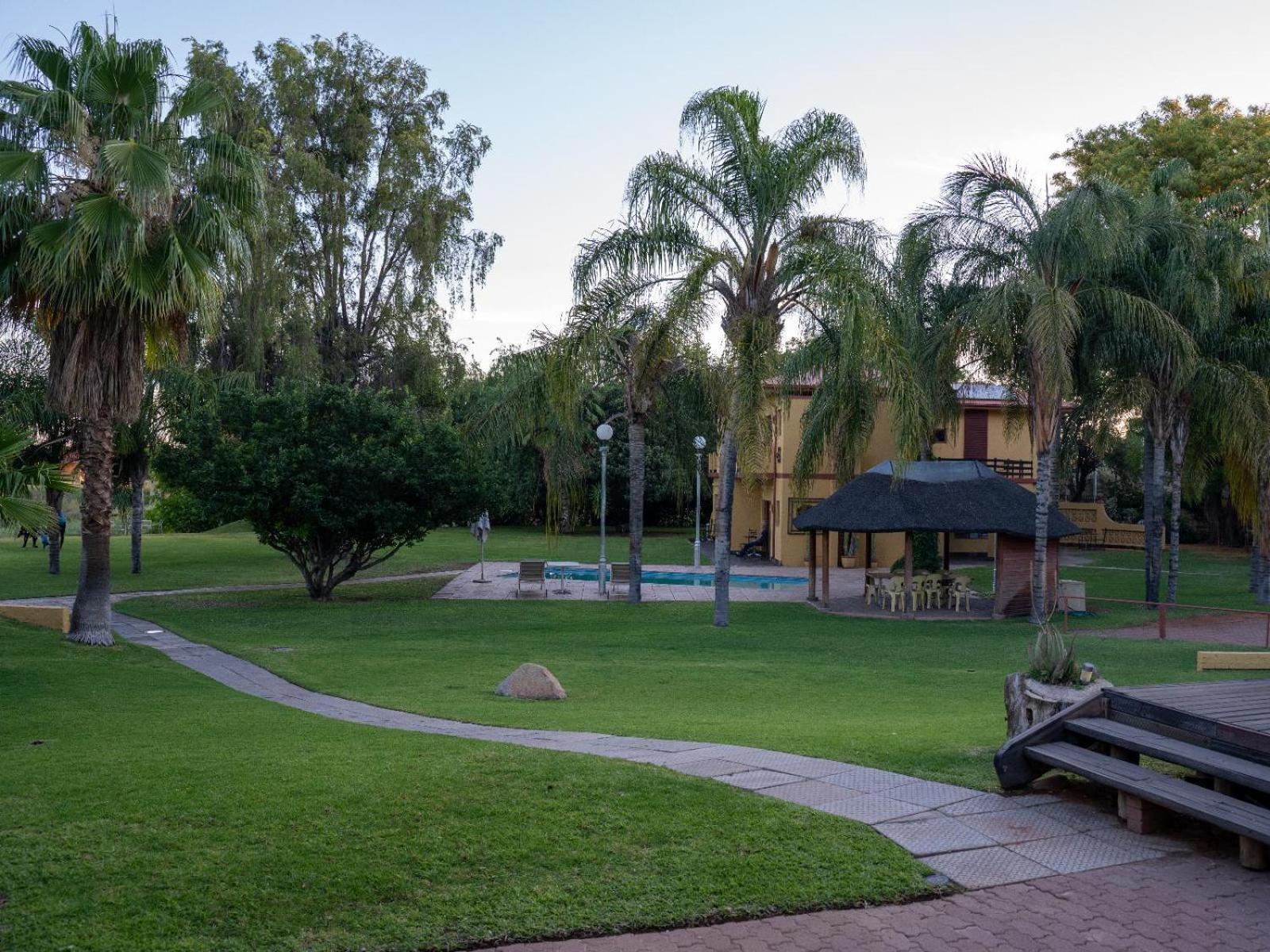 Sunriver Kalahari Lodge Riverside Stay In アピントン エクステリア 写真